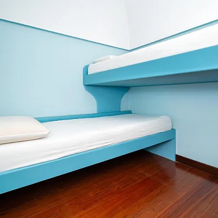 Joivy Charming 2-bedroom With Sea View Terrace In