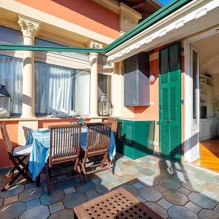 Joivy Charming 2-bedroom With Sea View Terrace In